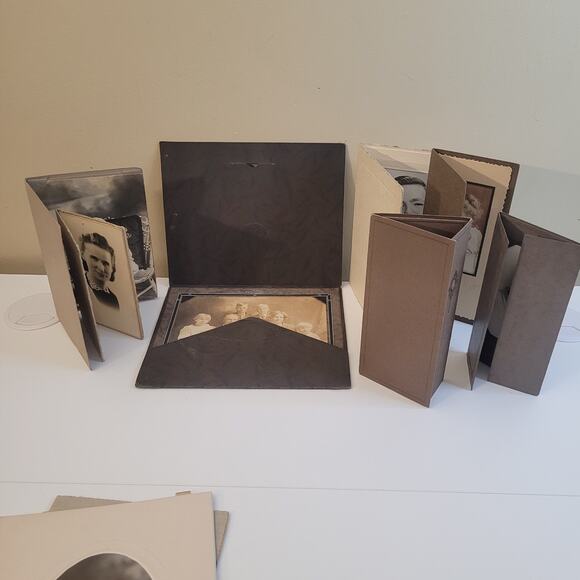 Lot of 21 Antique & Vintage Portrait Photographs – Cabinet Cards & Snapshots - Picture 10 of 14